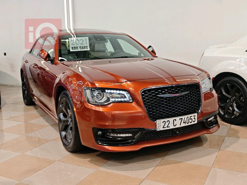 کرایسلەر 300